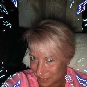 Meet your Posher, Lauri